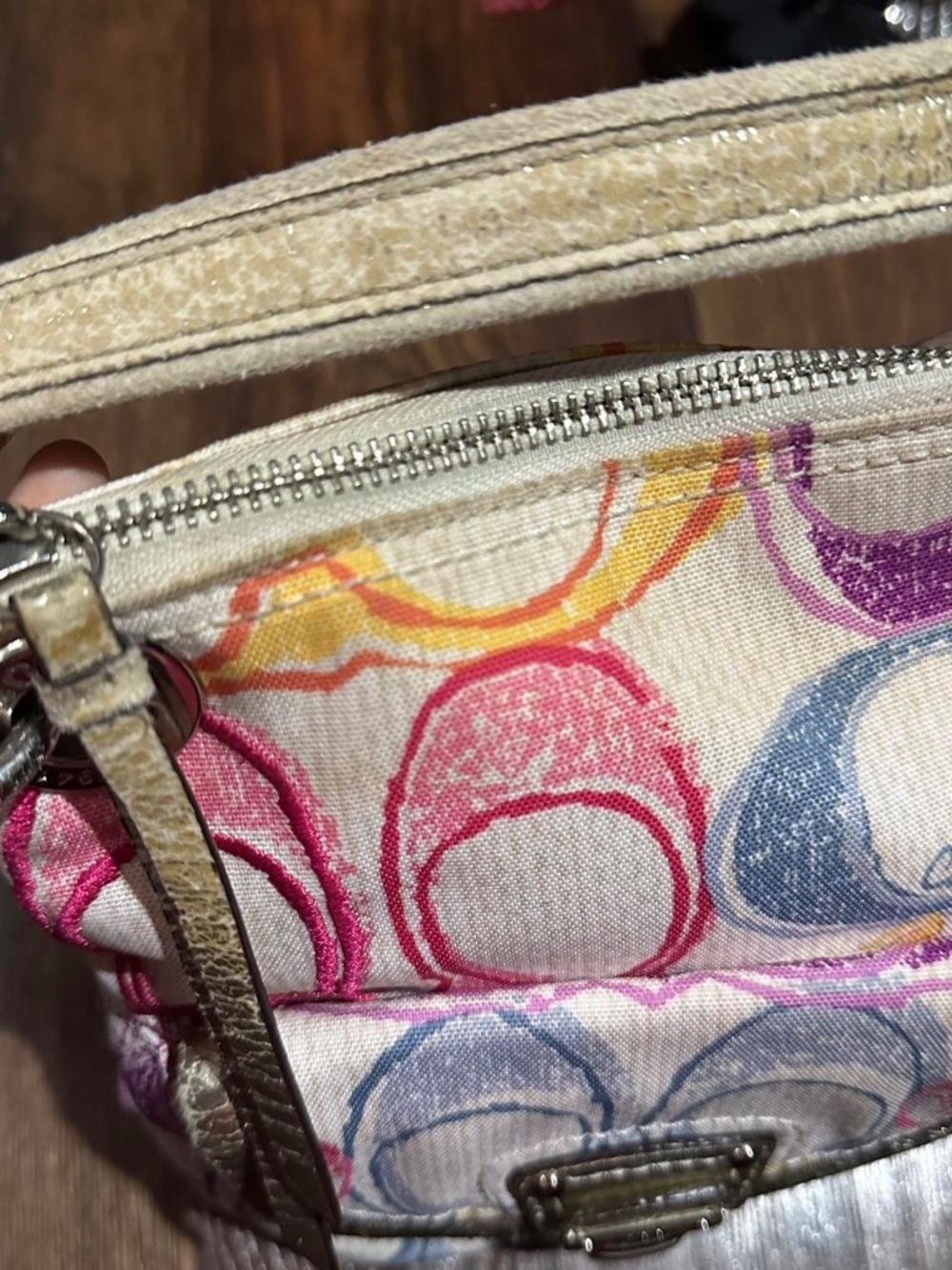 Vintage Y2K Coach Signature Scribble Poppy Multi Color Shoulder Bag - Picture 5 of 7